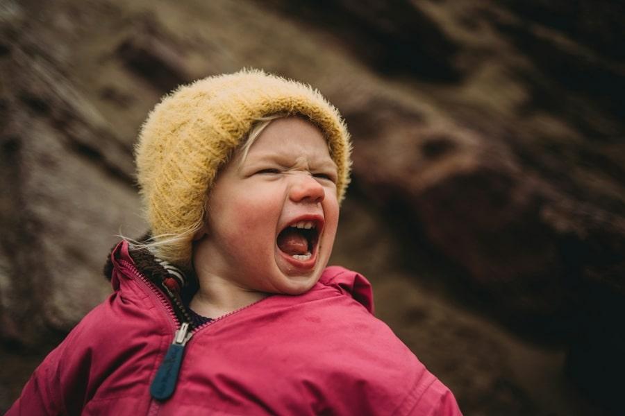 Złość u małego dziecka pomóż mu ją wyrażać i regulować-min